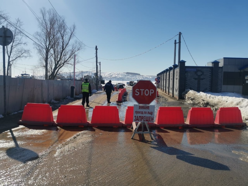 Еще две ледовые переправы в республике завершают сегодня свою работу