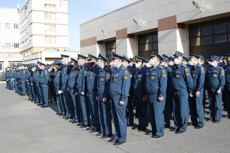 Строевой смотр в Главном управлении