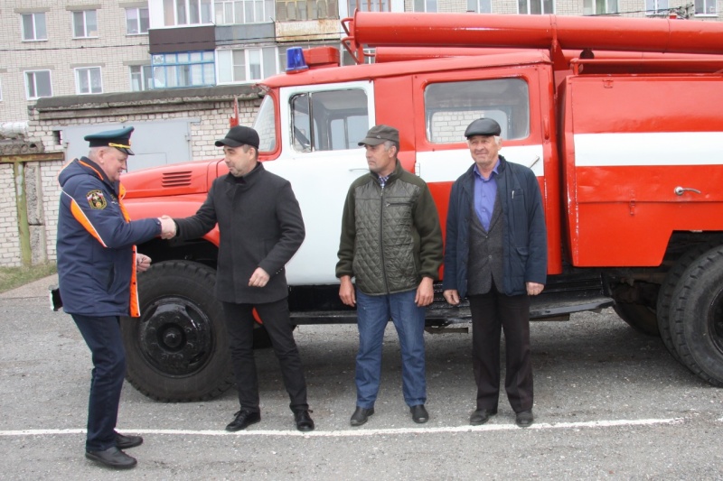 Пожарный автомобиль для добровольцев из Больших Ачасыр