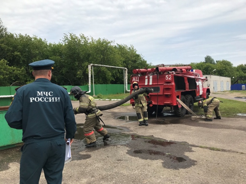 В Зеленодольске пожарные провели соревнования по боевому развертыванию