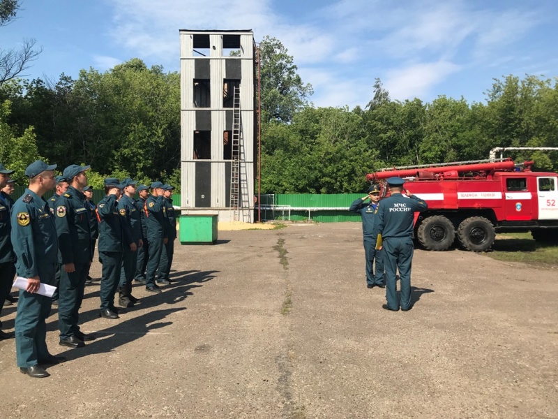 В Зеленодольске пожарные провели соревнования по боевому развертыванию