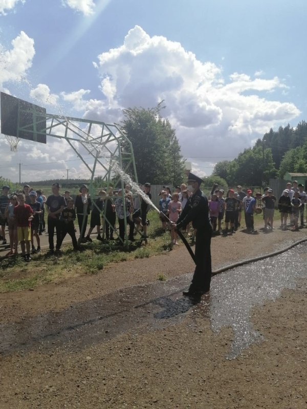 День пожарной безопасности в детском лагере «Заря»