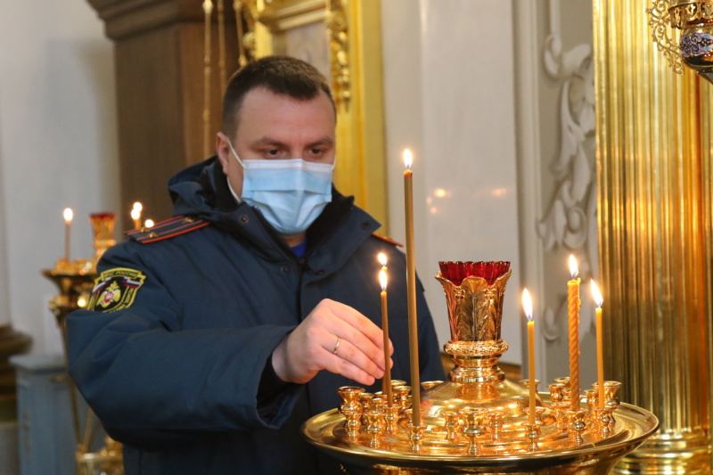 В православных храмах Татарстана прошли благодарственные молебны в честь заступницы от огня