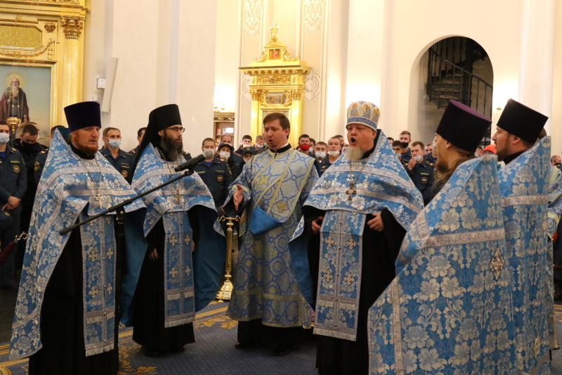 В православных храмах Татарстана прошли благодарственные молебны в честь заступницы от огня