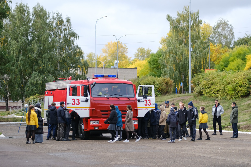 Пожарный караул в гостях у школьников