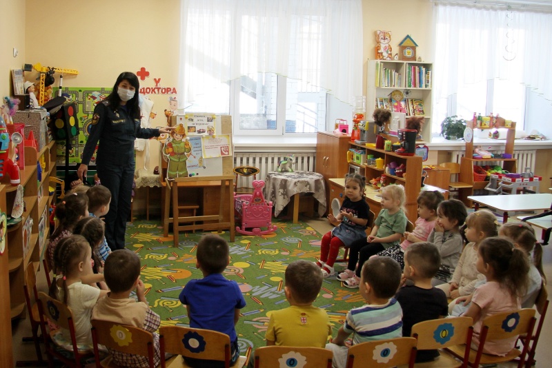 Уроки безопасности – не только для школьников Зеленодольска, но и для воспитанников детских садов