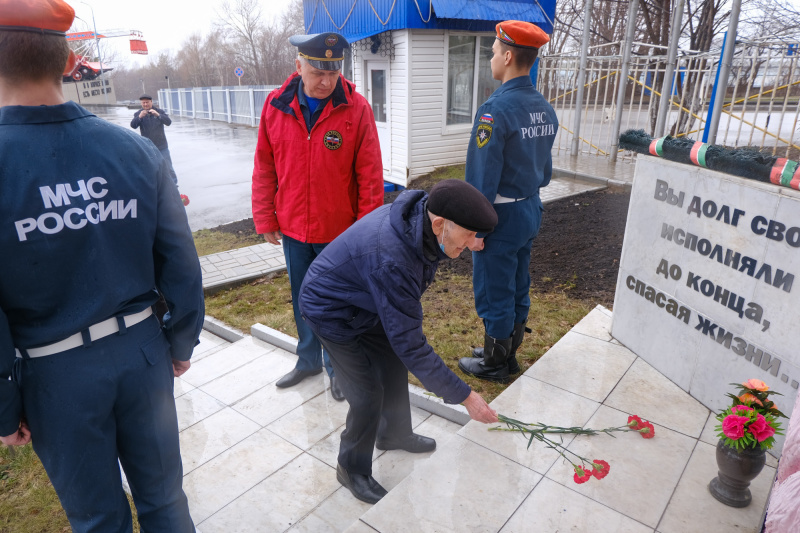 Почёт ветеранам противопожарной службы