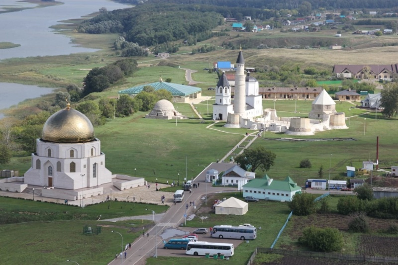 На воде, на земле и с воздуха…