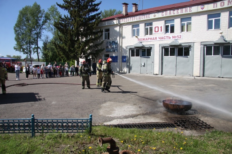 Праздник для детей от зеленодольских пожарных