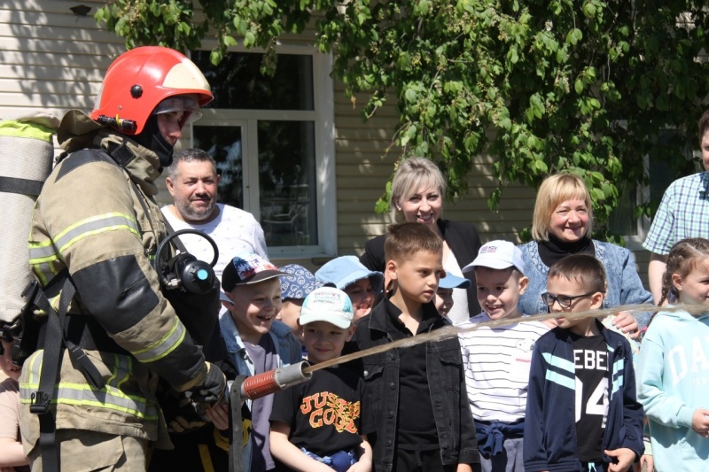 Праздник для детей от зеленодольских пожарных