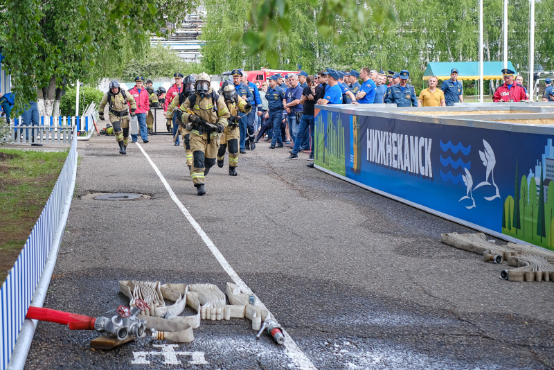 Ноу-хау элементы: лучшее звено ГДЗС пожарной охраны Приволжского федерального округа выявили в сложнейших испытаниях