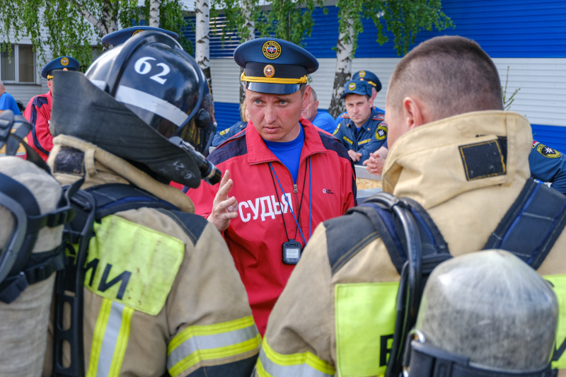 Ноу-хау элементы: лучшее звено ГДЗС пожарной охраны Приволжского федерального округа выявили в сложнейших испытаниях