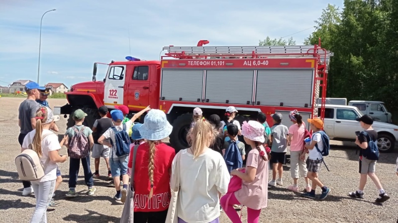 Детское нашествие на пожарно-спасательную часть