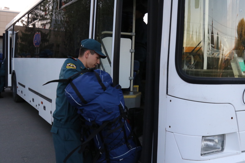 Татарстанские пожарные отправились в Нижегородскую область для усиления группировки МЧС России в борьбе с природными пожарами