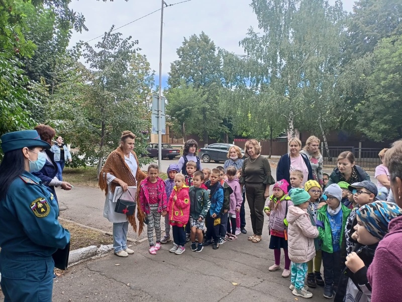 Занятия по безопасному поведению в дошкольных учреждениях продолжаются