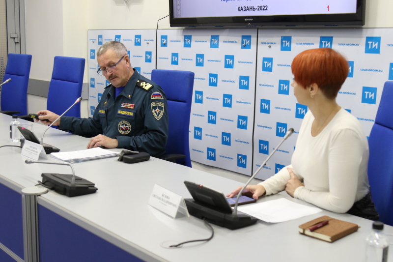 Основа безопасности на воде в межсезонье – спасательный жилет