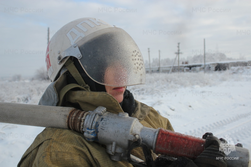 Лучший пожарный доброволец Поволжья на пожары выезжает вместе с женой