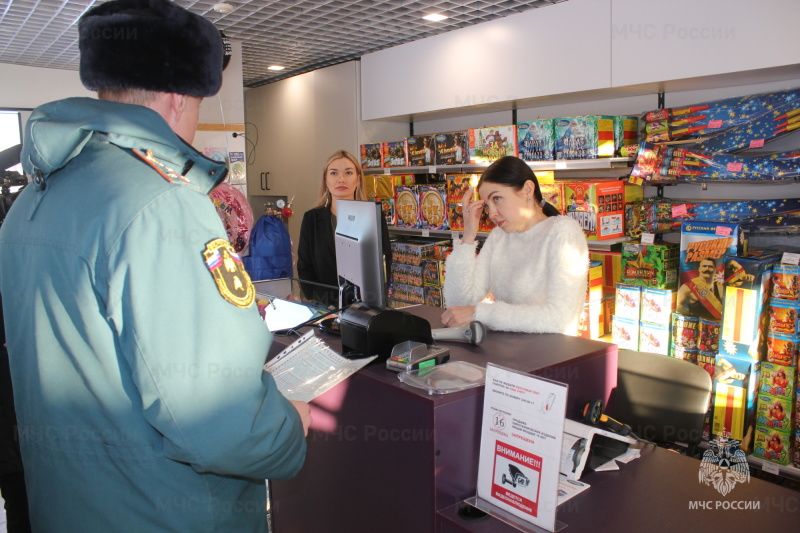 В республике начались проверки мест продажи и реализации пиротехнических изделий