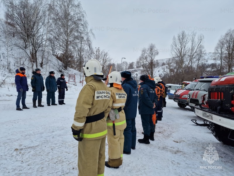 Открыта ледовая переправа через Каму по маршруту «село Покровское – поселок Красный Ключ»