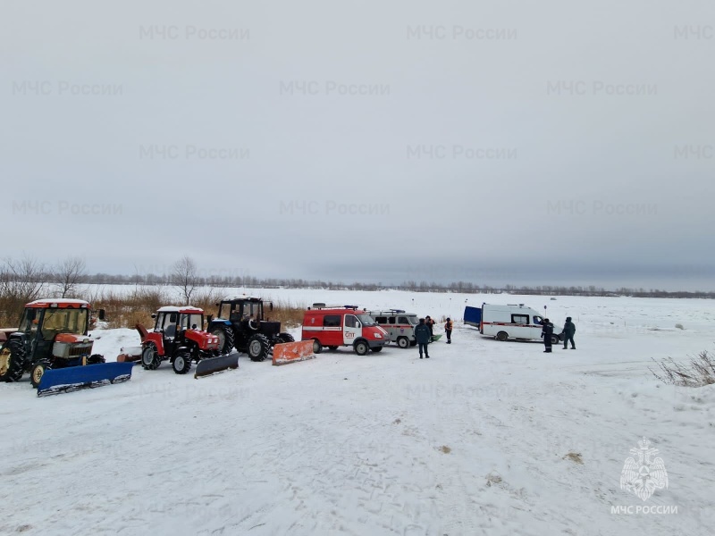 Открыта ледовая переправа через Каму по маршруту «село Покровское – поселок Красный Ключ»