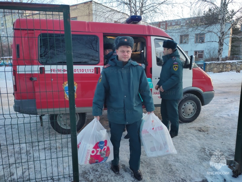 Помощь малышам накануне Нового года