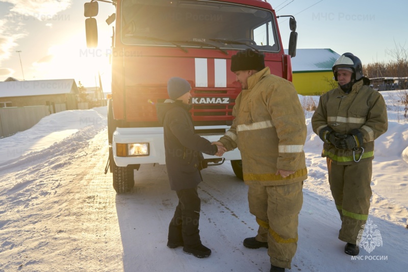 Пожарные осуществили мечту юных жителей села Русский Акташ