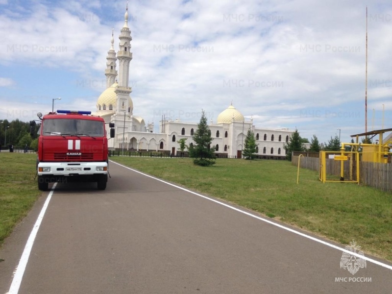 Силы и средства МЧС обеспечивают безопасность праздника «Изге Болгар жыены»