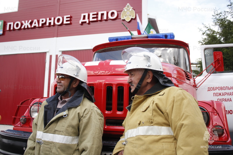 В Зеленодольском районе торжественно открыто первое пожарное депо, специально построенное для пожарных добровольцев