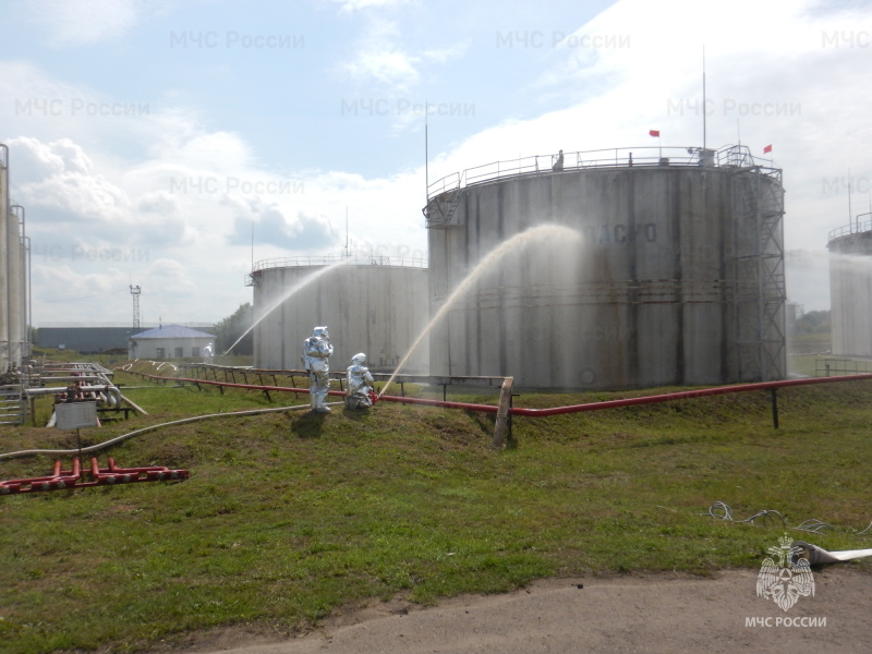 Цели и задачи пожарно-тактического учения на нефтебазе достигнуты