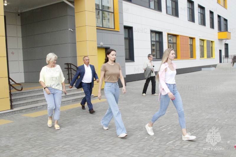 В Татарстане проходят плановые проверки пожарной безопасности общеобразовательных учреждений