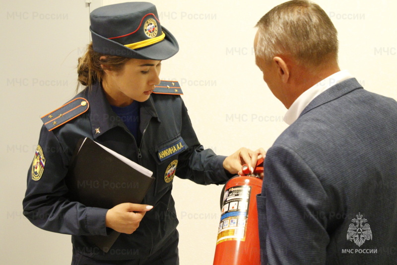 В Татарстане проходят плановые проверки пожарной безопасности общеобразовательных учреждений