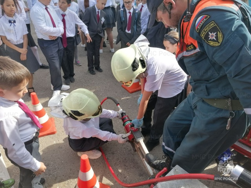 Школьники играючи вспоминали азы безопасности от КПСО