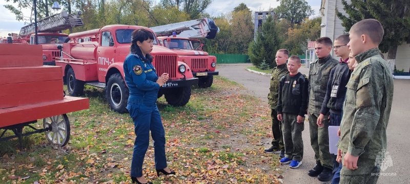 Воспитанники Раифского спец.училища провели конкурс стихов и рисунков в Музее пожарной охраны Зеленодольска