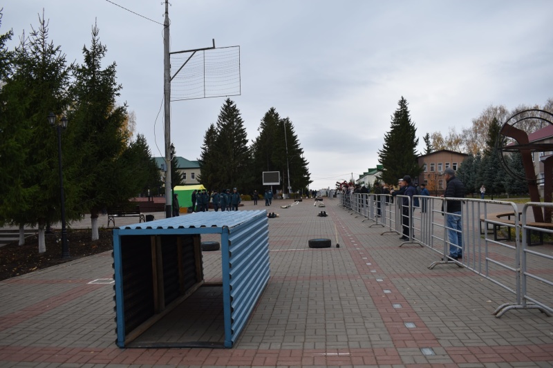 Аксубаевские пожарные завоевали золотой кубок пожарного кроссфита