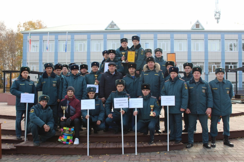 Аксубаевские пожарные завоевали золотой кубок пожарного кроссфита