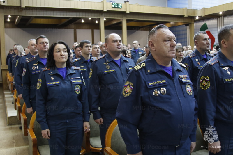 В День спасателя Российской Федерации начальник Главного управления МЧС России по РТ Рафис Хабибуллин поблагодарил коллектив за совместную работу