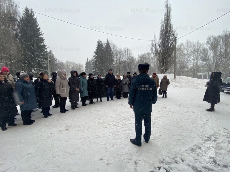 Педагогов дополнительного образования обучили правилам пожарной безопасности