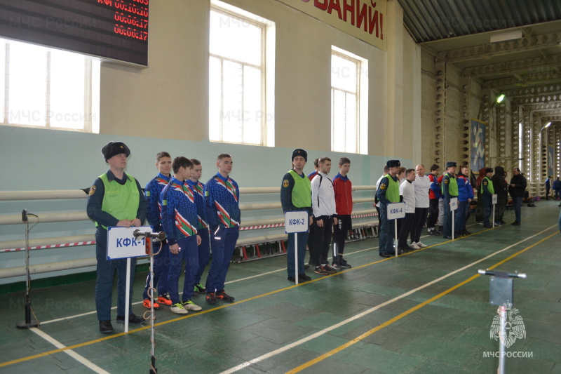 ЗИМНИЙ ЧЕМПИОНАТ ПО ПОЖАРНО-СПАСАТЕЛЬНОМУ СПОРТУ В Г. АЛЬМЕТЬЕВСКЕ