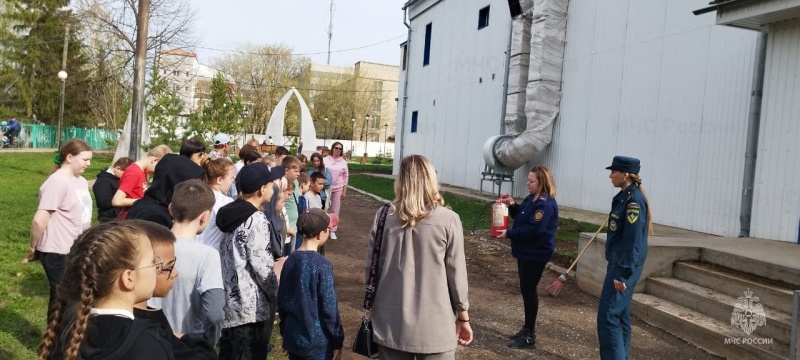 Эвакуация при условном пожаре в кинотеатре «Космос»