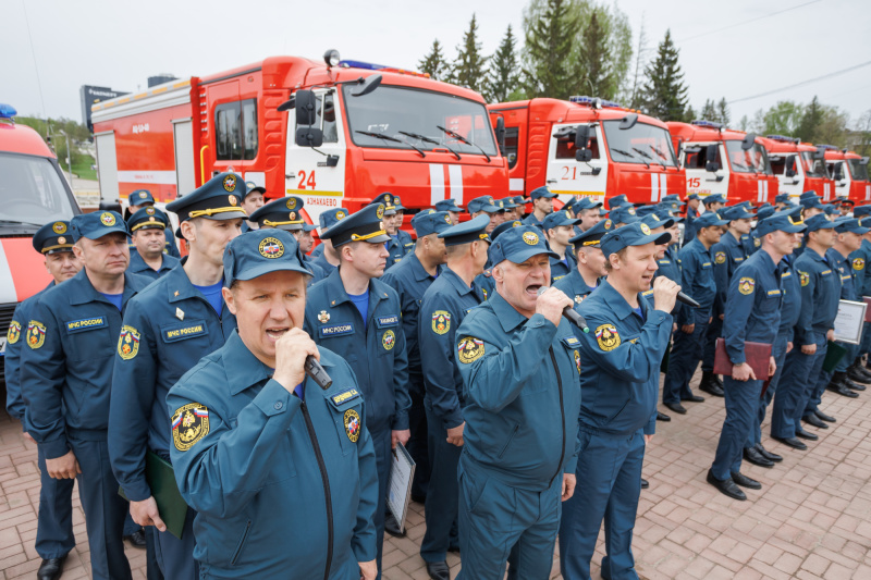 В Альметьевске пожарные получили самый желанный подарок ко Дню пожарной охраны России