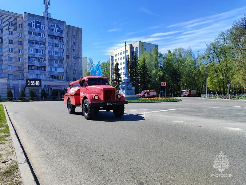 Автопробег в Зеленодольске в честь 375-летия пожарной охраны России