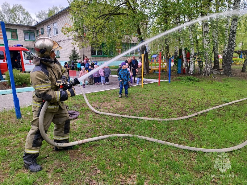 Про пожарную безопасность – весело и доступно!