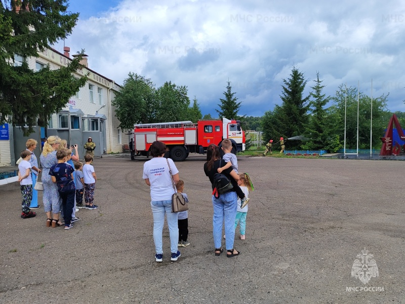 Семьи участников СВО посетили  Музей пожарной охраны