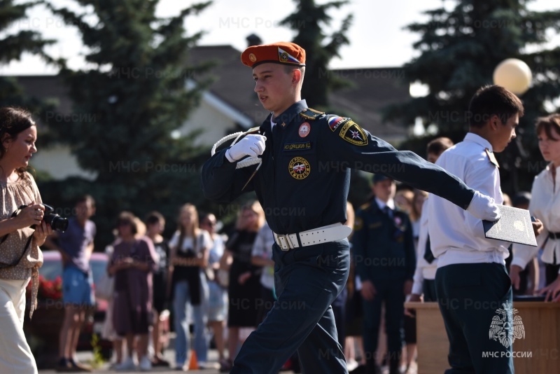 105-й выпуск Тетюшского государственного колледжа гражданской защиты стартовал во взрослую жизнь!