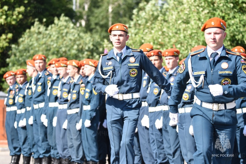 105-й выпуск Тетюшского государственного колледжа гражданской защиты стартовал во взрослую жизнь!