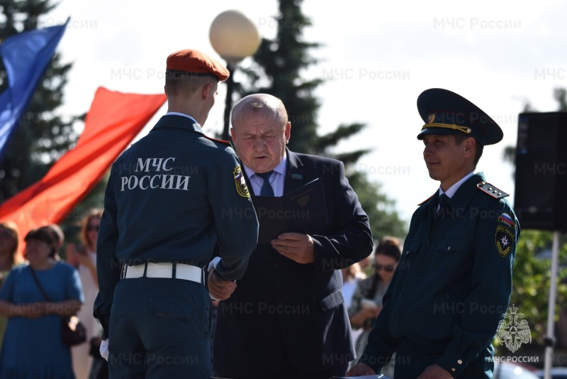 105-й выпуск Тетюшского государственного колледжа гражданской защиты стартовал во взрослую жизнь!