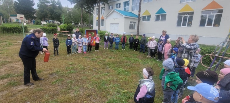 Маленькие герои: Урок безопасности в детском саду «Светлячок»