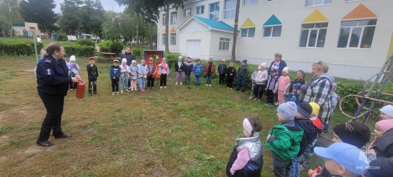 Маленькие герои: Урок безопасности в детском саду «Светлячок»