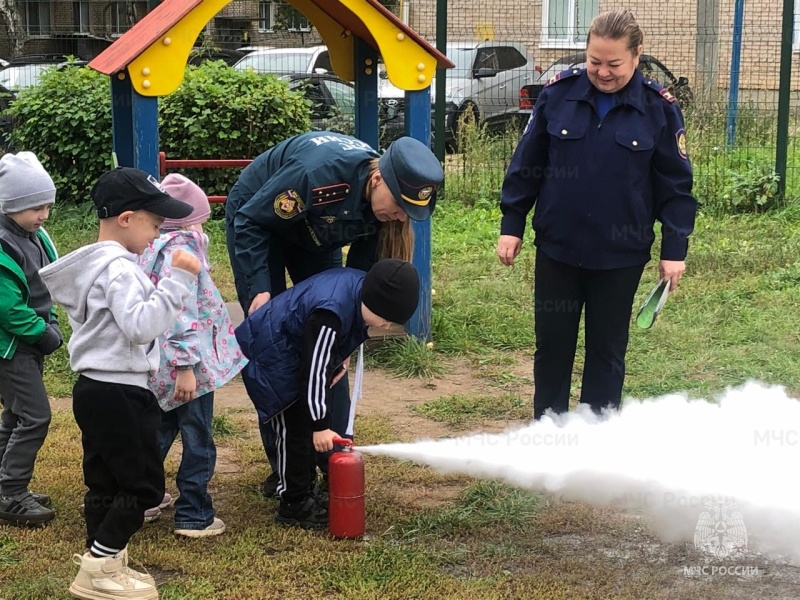 Маленькие герои: Урок безопасности в детском саду «Светлячок»